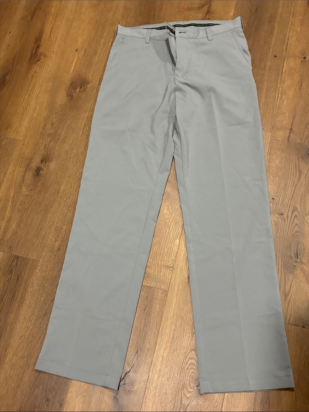 Izod Men's Gray Slim Fit Golf Pants